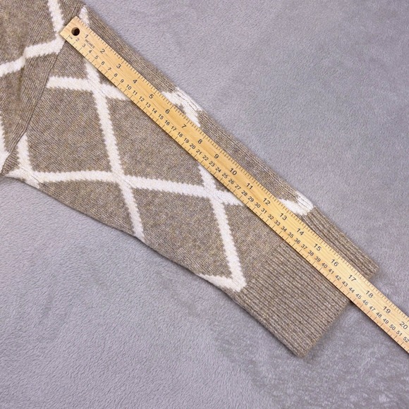 Abercrombie & Fitch Argyle V Neck Sweater Taupe White Women's XL Preppy Cozy - Picture 11 of 13